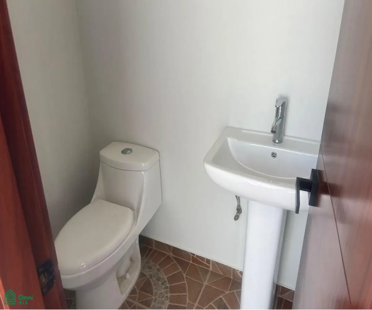 Casa En Venta,Fraccionamiento Valle Imperial,IMPERIO AUSTRIACO 154, Zapopan, Jalisco 44138, 4 Habitaciones,4 Baños,IMPERIO AUSTRIACO,MX261064918