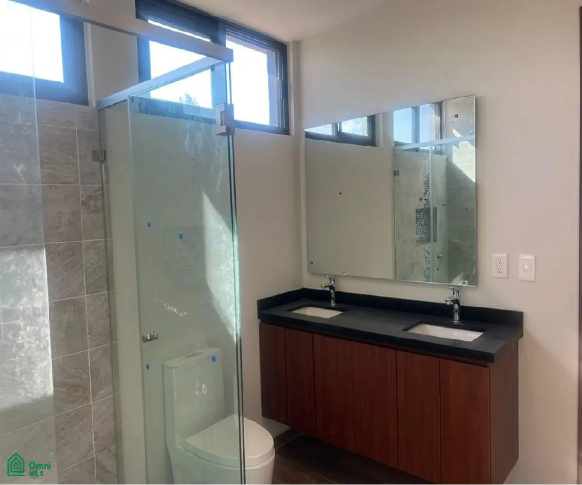 Casa En Venta,Fraccionamiento Valle Imperial,IMPERIO AUSTRIACO 154, Zapopan, Jalisco 44138, 4 Habitaciones,4 Baños,IMPERIO AUSTRIACO,MX261064918