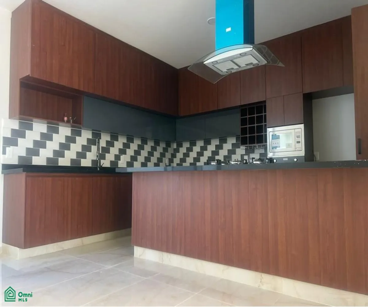 Casa En Venta,Fraccionamiento Valle Imperial,IMPERIO AUSTRIACO 154, Zapopan, Jalisco 44138, 4 Habitaciones,4 Baños,IMPERIO AUSTRIACO,MX261064918