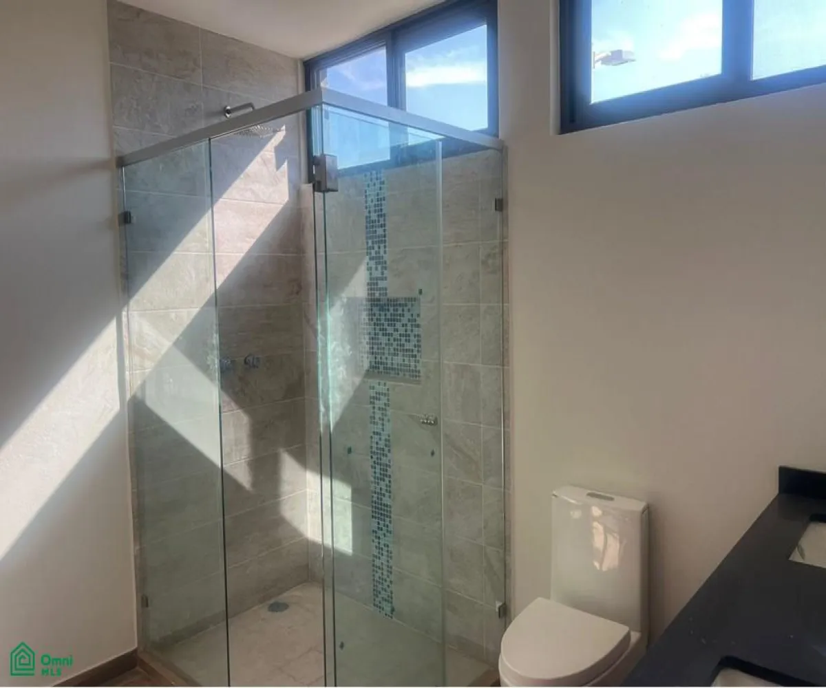 Casa En Venta,Fraccionamiento Valle Imperial,IMPERIO AUSTRIACO 154, Zapopan, Jalisco 44138, 4 Habitaciones,4 Baños,IMPERIO AUSTRIACO,MX261064918