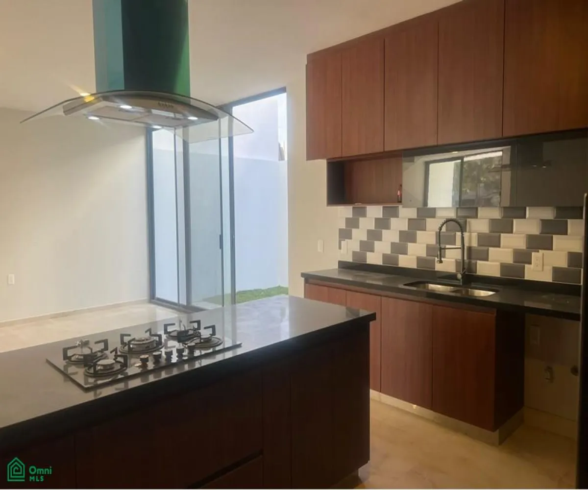 Casa En Venta,Fraccionamiento Valle Imperial,IMPERIO AUSTRIACO 154, Zapopan, Jalisco 44138, 4 Habitaciones,4 Baños,IMPERIO AUSTRIACO,MX261064918