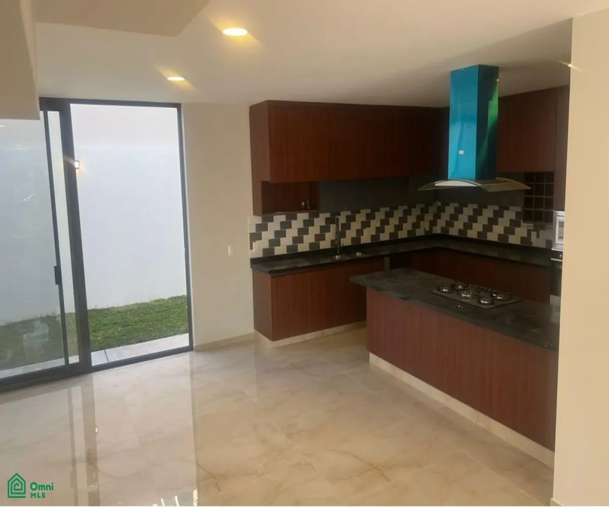 Casa En Venta,Fraccionamiento Valle Imperial,IMPERIO AUSTRIACO 154, Zapopan, Jalisco 44138, 4 Habitaciones,4 Baños,IMPERIO AUSTRIACO,MX261064918