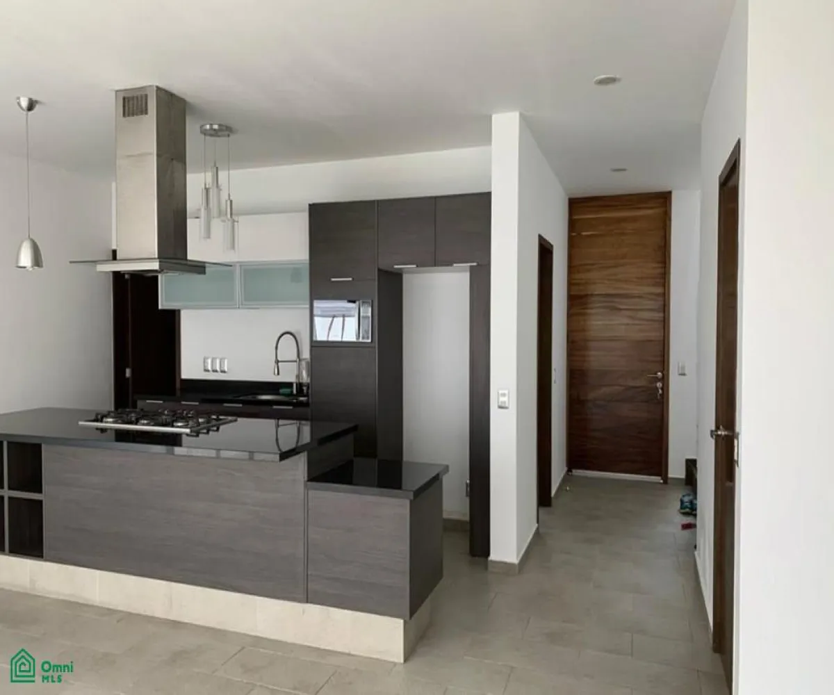 Casa En Renta,LA RIOJA,Rodezno S/N, Tlajomulco de Zuniga, Jalisco 45645, 3 Habitaciones,2 Baños,Rodezno,MX261064925