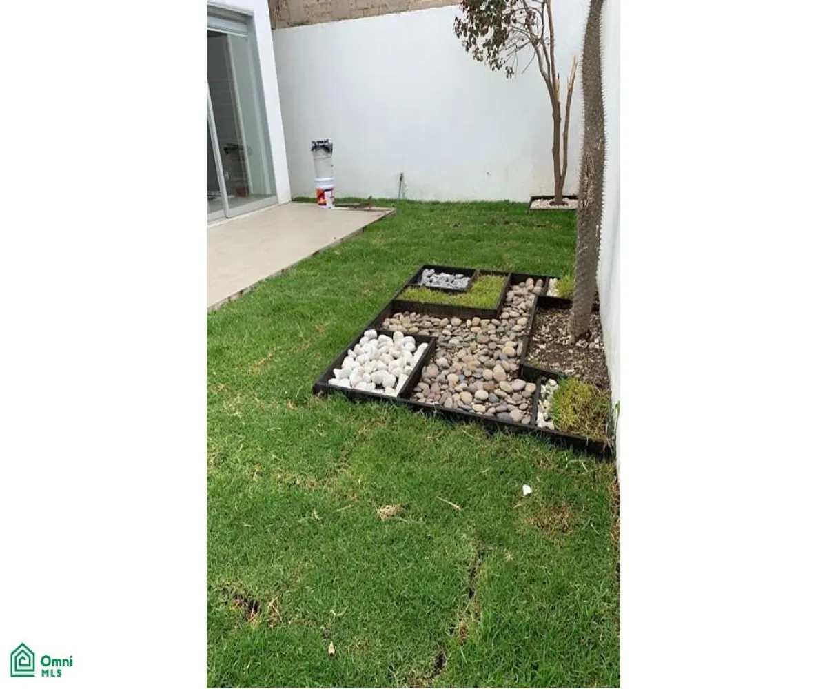 Casa En Renta,LA RIOJA,Rodezno S/N, Tlajomulco de Zuniga, Jalisco 45645, 3 Habitaciones,2 Baños,Rodezno,MX261064925