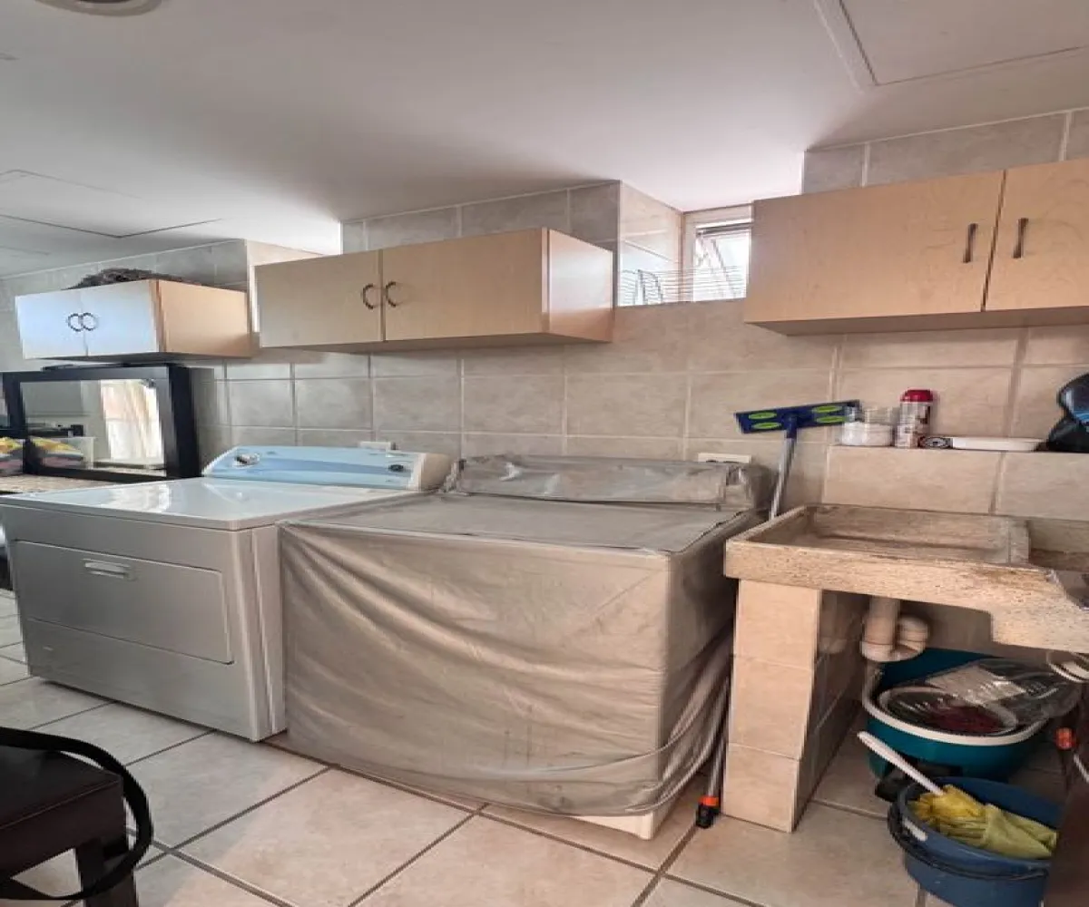 Departamento En Venta,Puerta de Hierro,Avenida Empresarios S/N, Zapopan, Jalisco 45116, 2 Habitaciones,3 Baños,Avenida Empresarios,1,ploVmOF