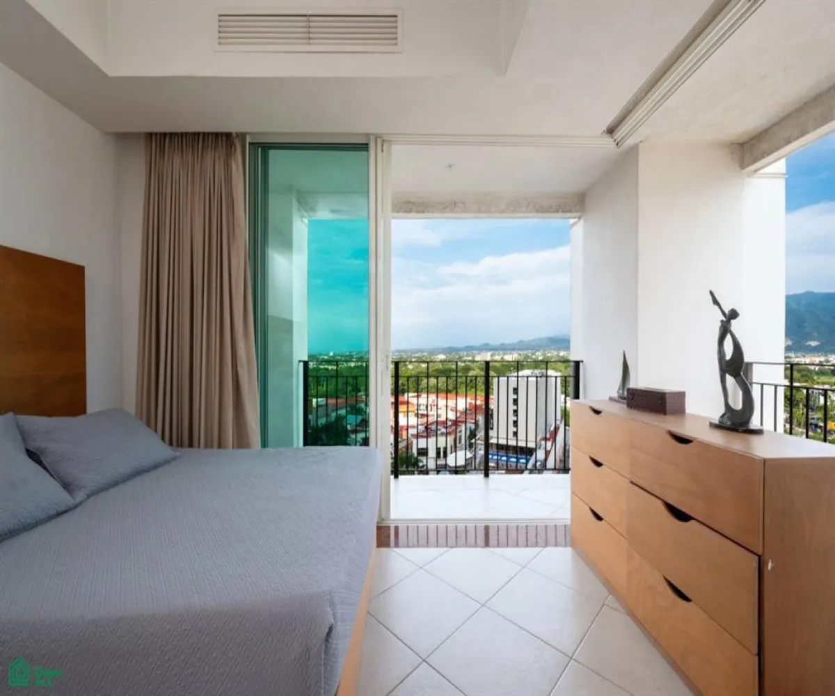 Departamento En Venta,Zona Hotelera Norte,Ave. Francisco Medina Ascencio 1106, Puerto Vallarta, Jalisco 48333, 3 Habitaciones,4 Baños,Ave. Francisco Medina Ascencio,3,MX251065286