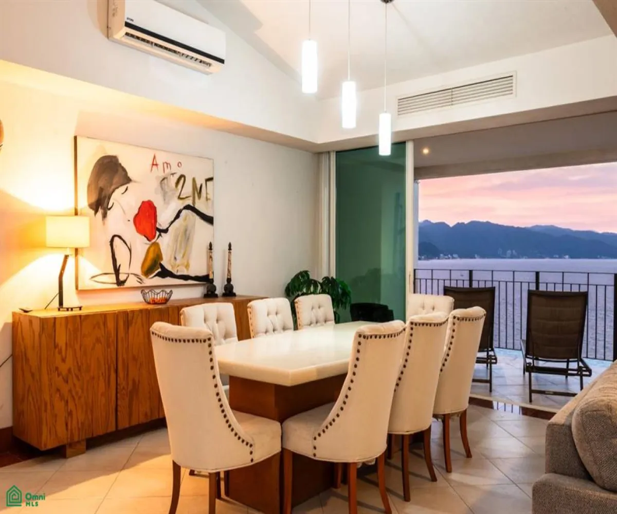 Departamento En Venta,Zona Hotelera Norte,Ave. Francisco Medina Ascencio 1106, Puerto Vallarta, Jalisco 48333, 3 Habitaciones,4 Baños,Ave. Francisco Medina Ascencio,3,MX251065286