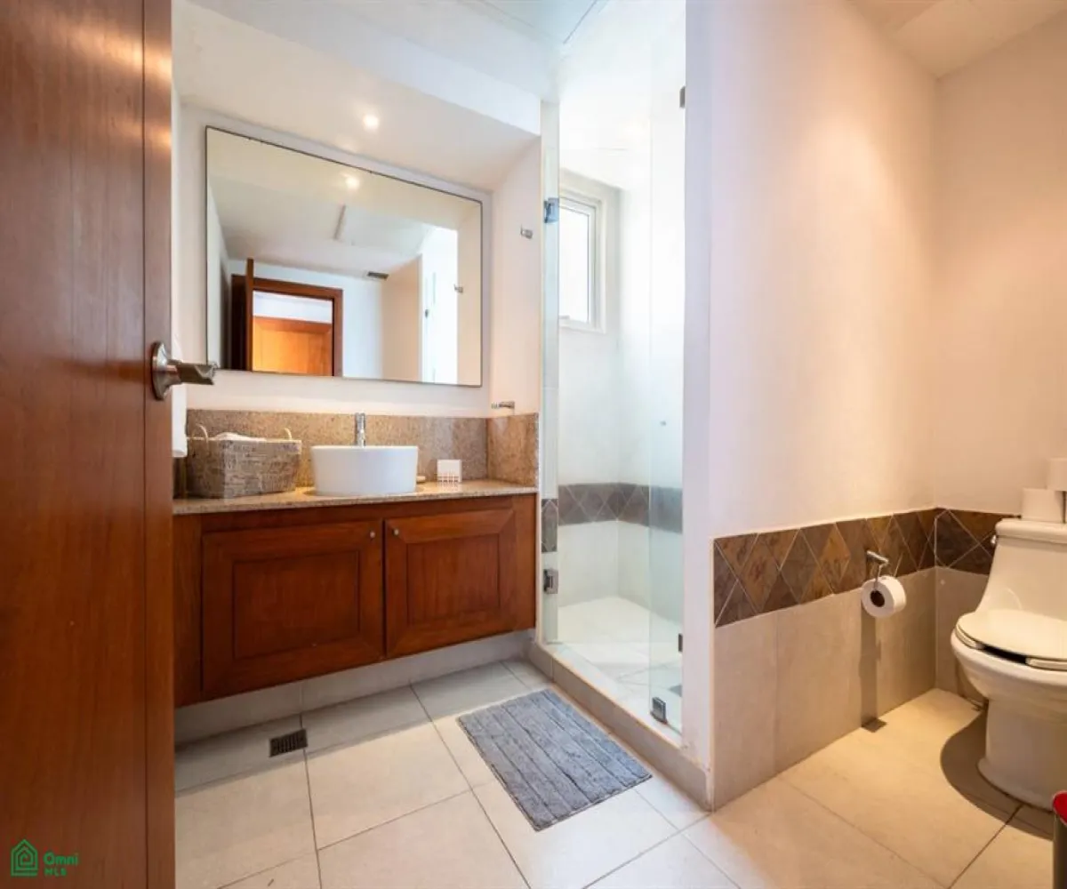 Departamento En Venta,Zona Hotelera Norte,Ave. Francisco Medina Ascencio 1106, Puerto Vallarta, Jalisco 48333, 3 Habitaciones,4 Baños,Ave. Francisco Medina Ascencio,3,MX251065286