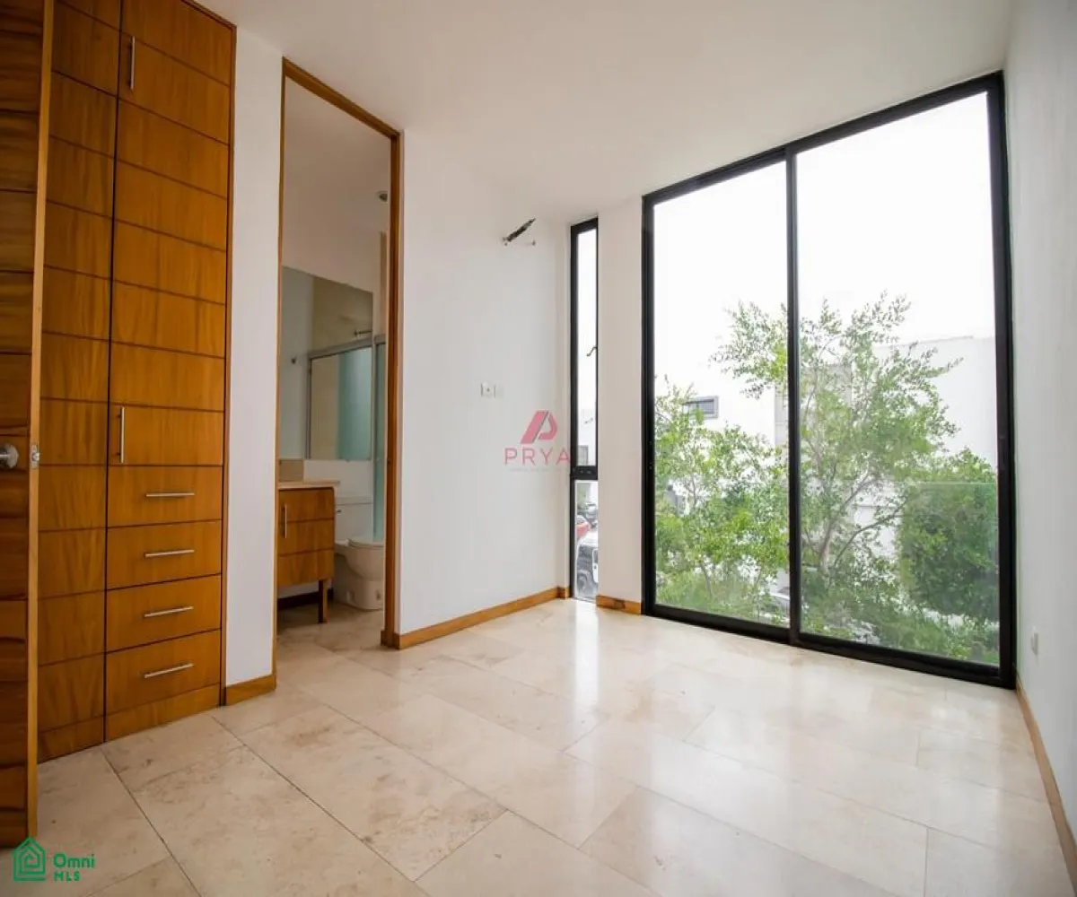 Casa En Venta,Solares Residencial,Coto Acanthia 211, Zapopan, Jalisco 45019, 4 Habitaciones,5 Baños,Coto Acanthia,MX25958267