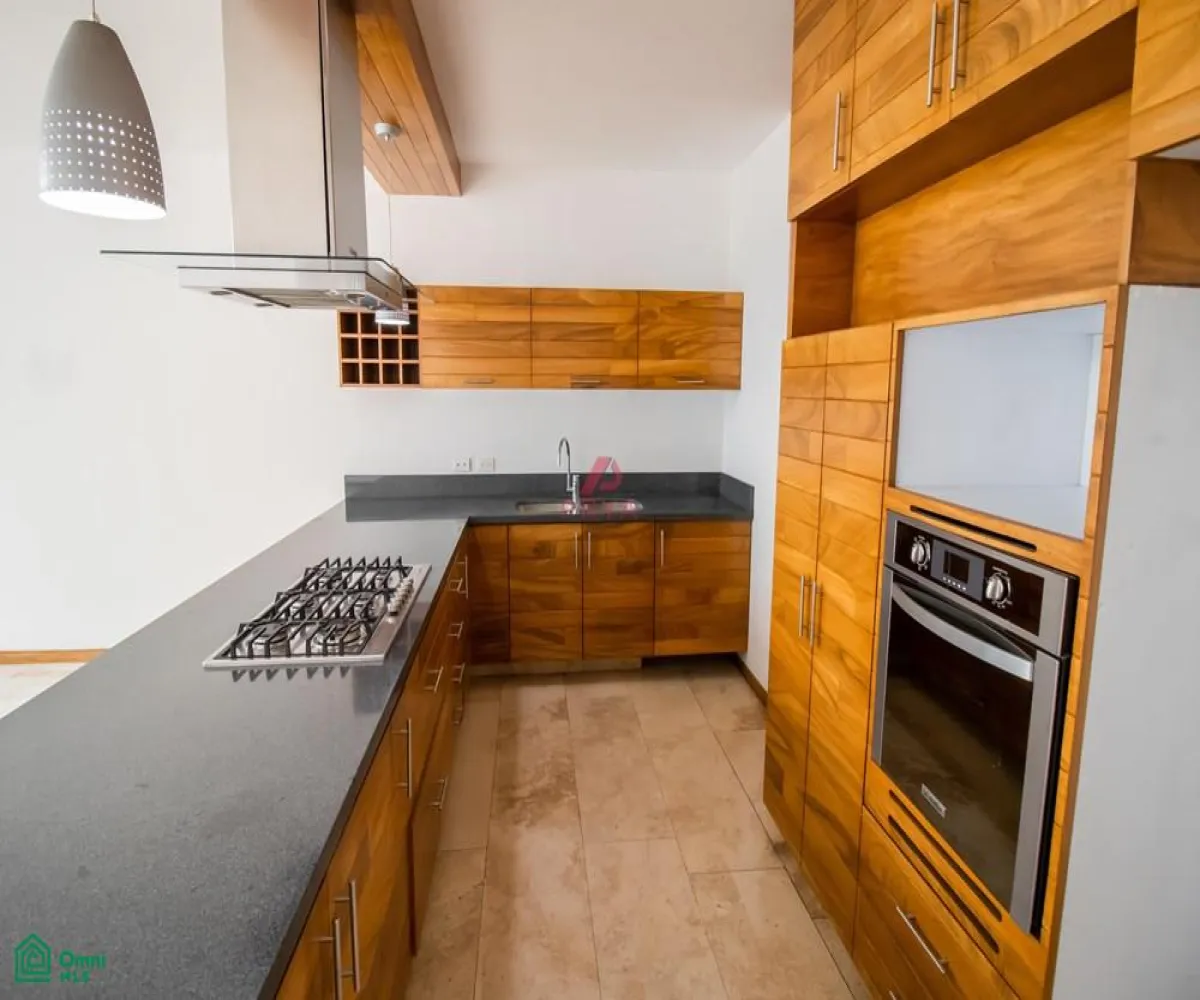 Casa En Venta,Solares Residencial,Coto Acanthia 211, Zapopan, Jalisco 45019, 4 Habitaciones,5 Baños,Coto Acanthia,MX25958267