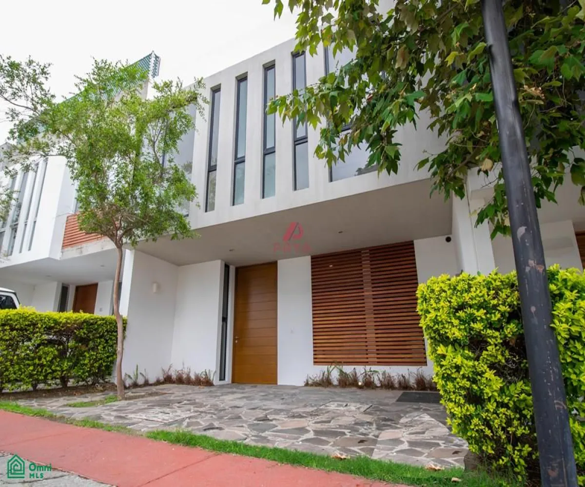 Casa En Venta,Solares Residencial,Coto Acanthia 211, Zapopan, Jalisco 45019, 4 Habitaciones,5 Baños,Coto Acanthia,MX25958267