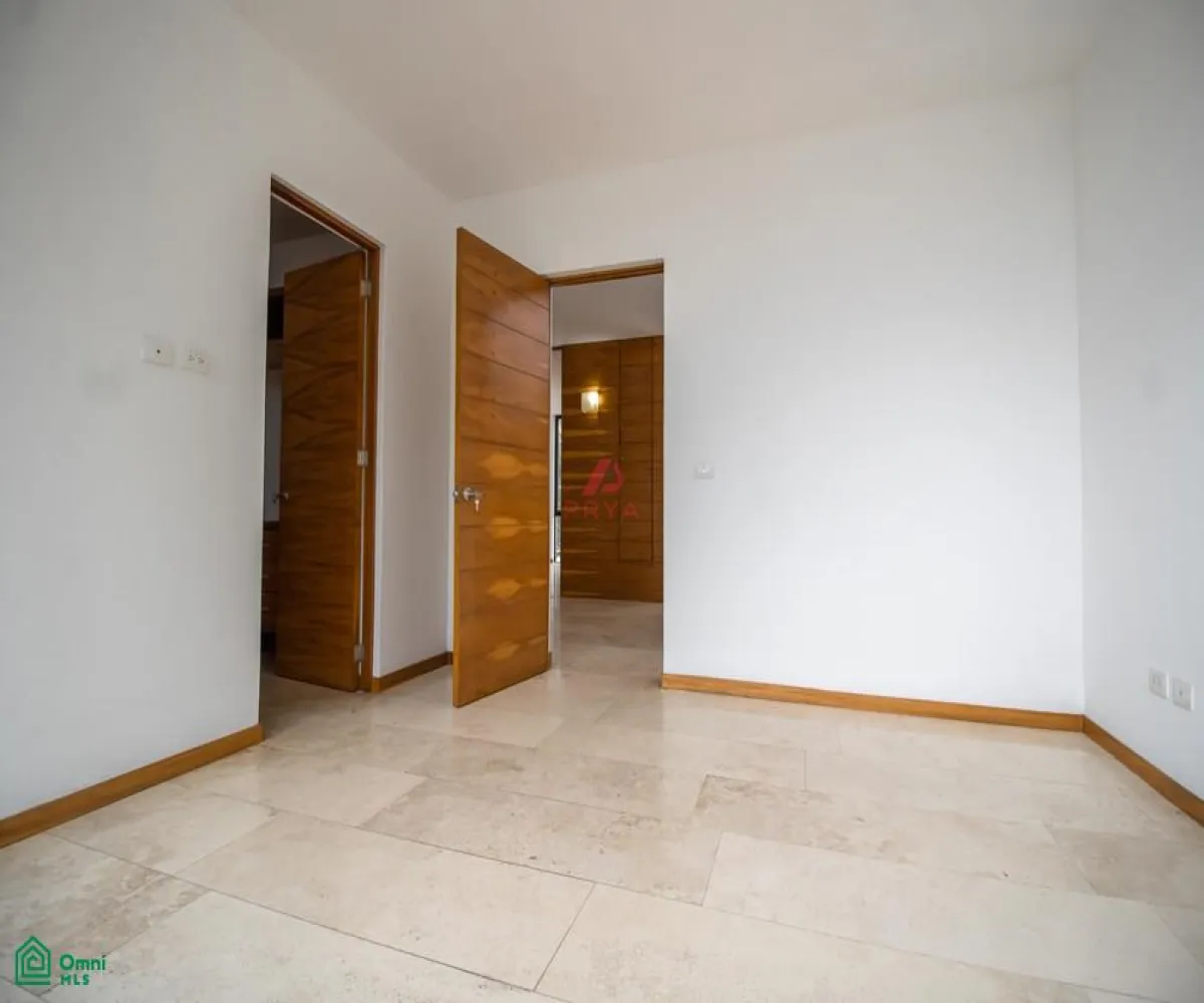 Casa En Venta,Solares Residencial,Coto Acanthia 211, Zapopan, Jalisco 45019, 4 Habitaciones,5 Baños,Coto Acanthia,MX25958267