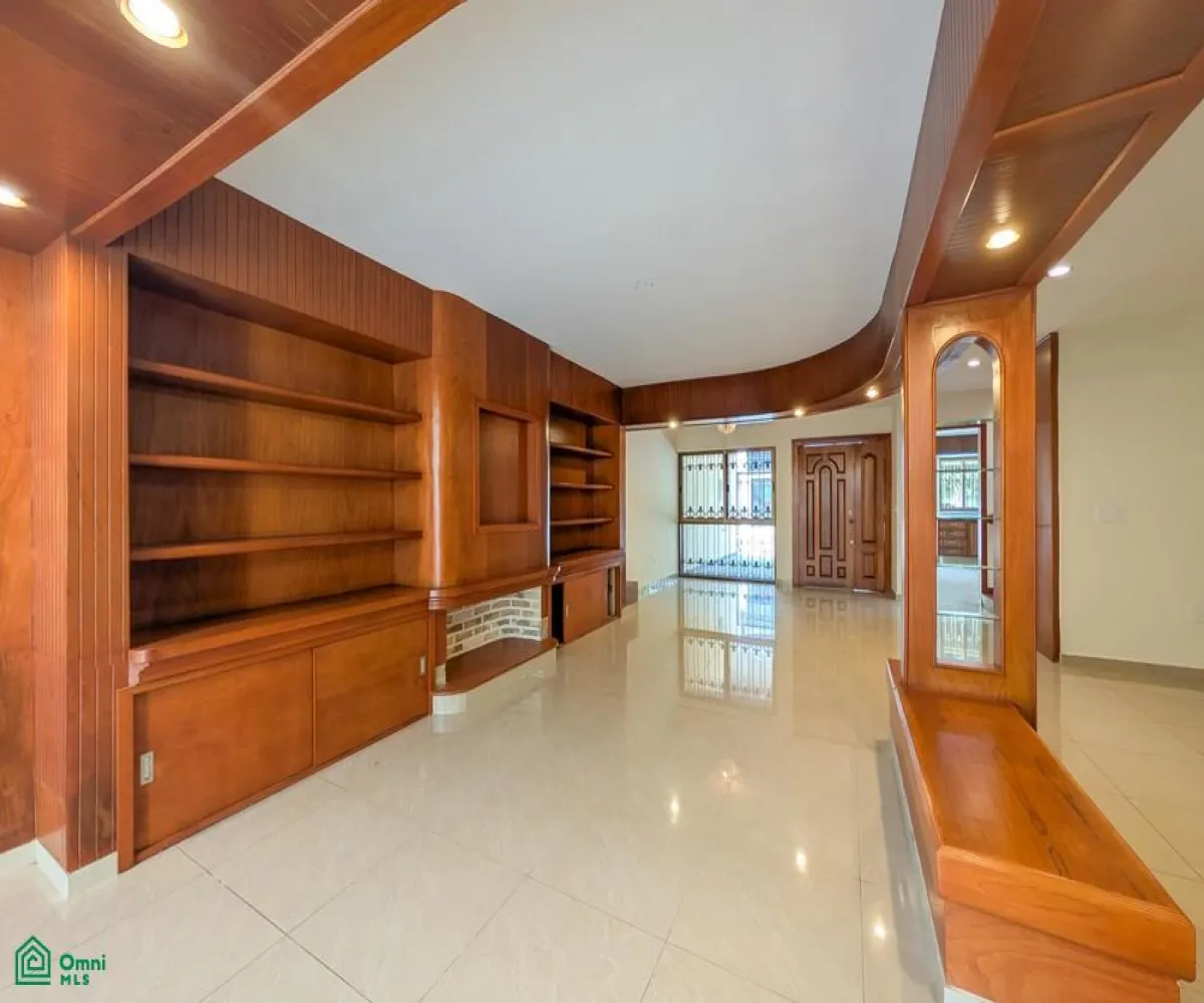 Edificio En Renta,Jardines Del Bosque,Universo 941, Guadalajara, Jalisco 45520,Universo,MX261065447