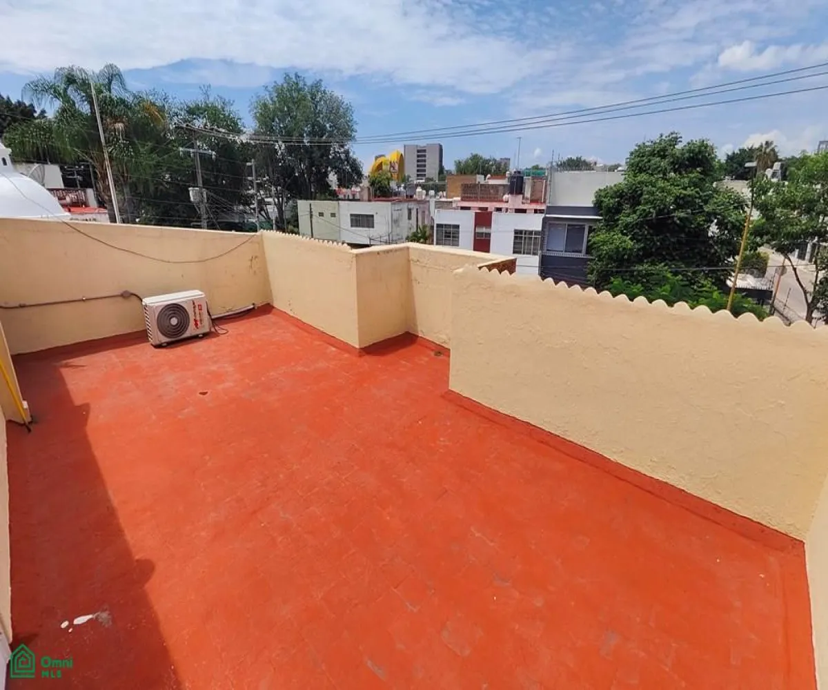 Edificio En Renta,Jardines Del Bosque,Universo 941, Guadalajara, Jalisco 45520,Universo,MX261065447