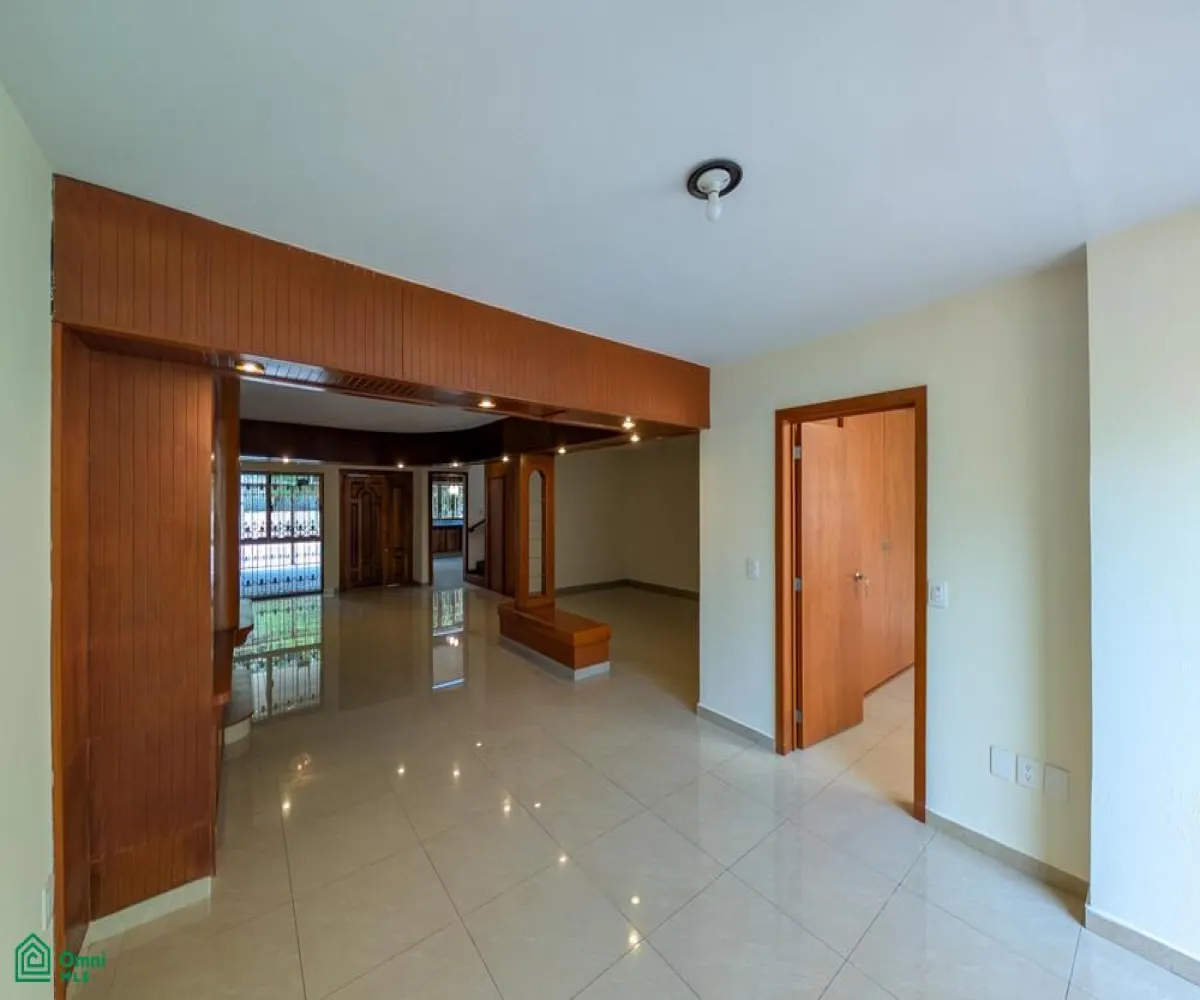 Edificio En Renta,Jardines Del Bosque,Universo 941, Guadalajara, Jalisco 45520,Universo,MX261065447