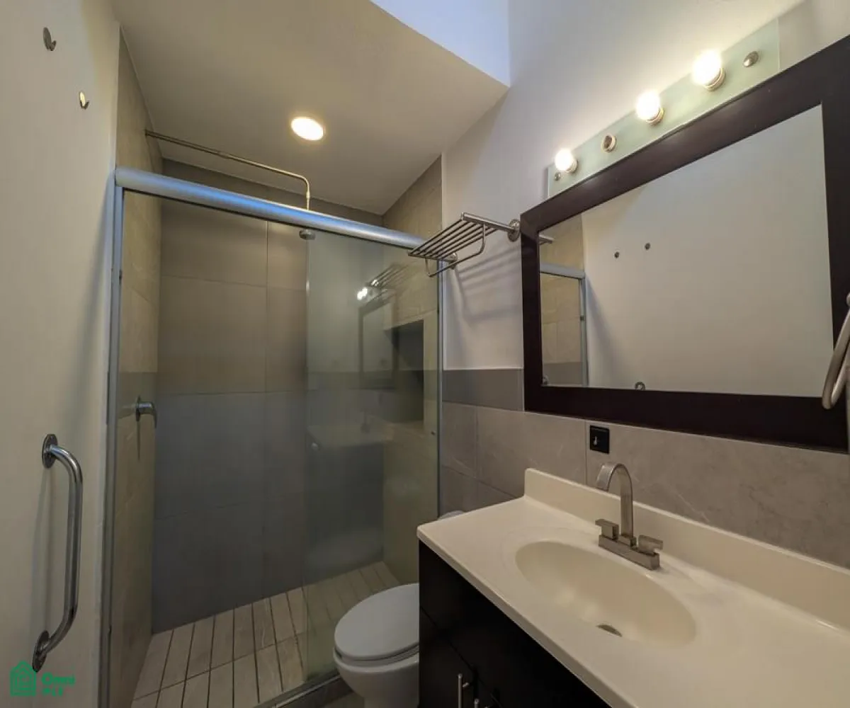 Edificio En Renta,Jardines Del Bosque,Universo 941, Guadalajara, Jalisco 45520,Universo,MX261065447