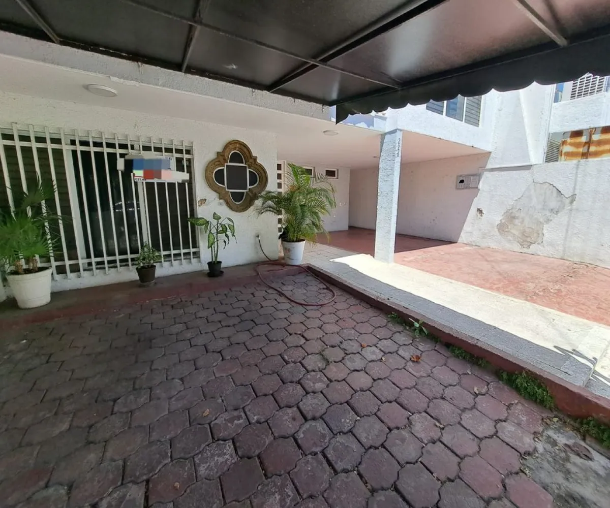Casa En Venta,Zapopan Centro,Calle Vicente Guerrero 226, Zapopan, Jalisco 45160, 6 Habitaciones,4 Baños,Calle Vicente Guerrero,1,p6Ppars