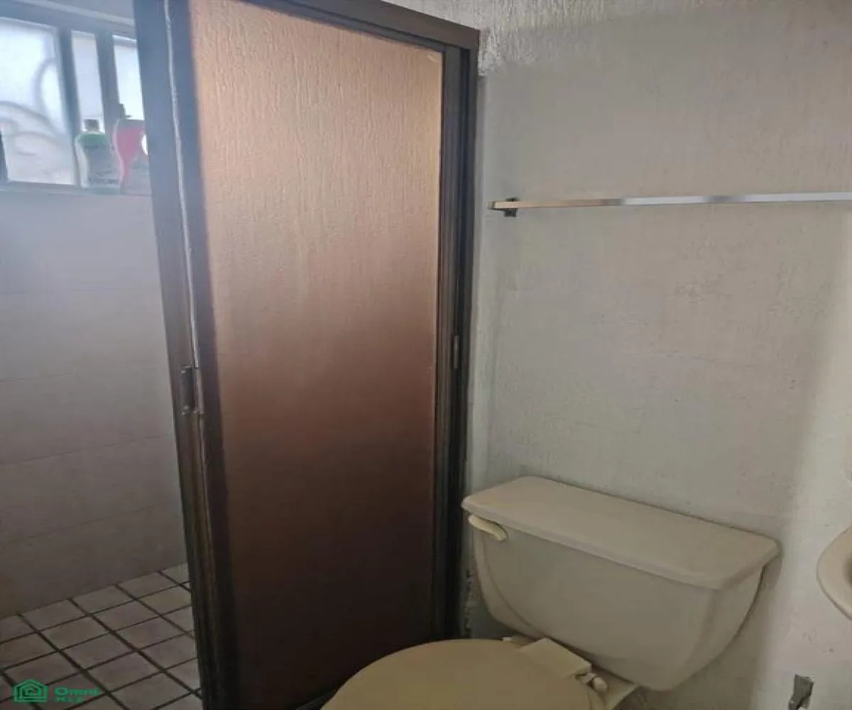 Casa En Venta,Villa Fontana,fuente del bronce 129, Tlaquepaque, Jalisco 45615, 2 Habitaciones,3 Baños,fuente del bronce,2,MX261065924