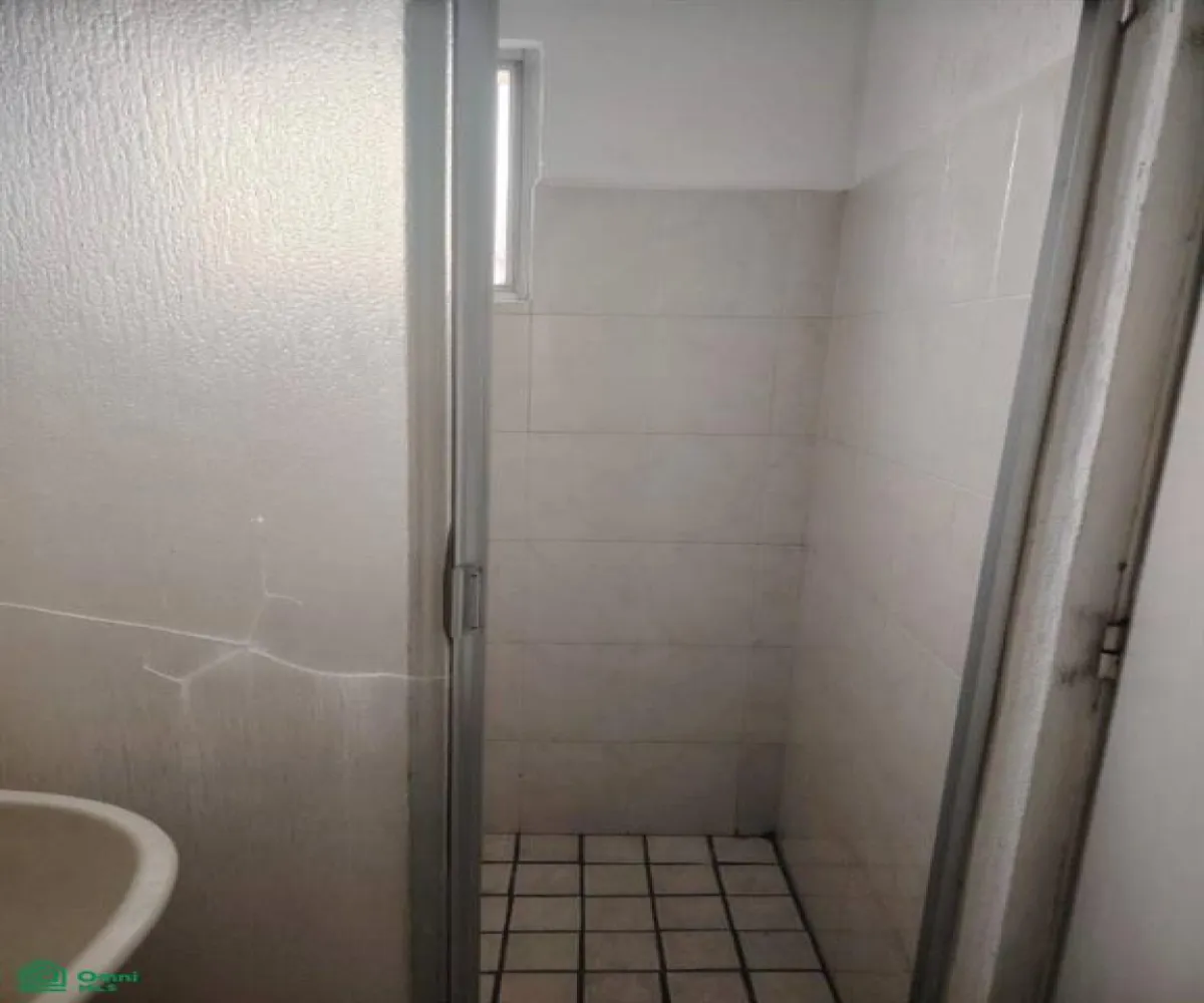 Casa En Venta,Villa Fontana,fuente del bronce 129, Tlaquepaque, Jalisco 45615, 2 Habitaciones,3 Baños,fuente del bronce,2,MX261065924