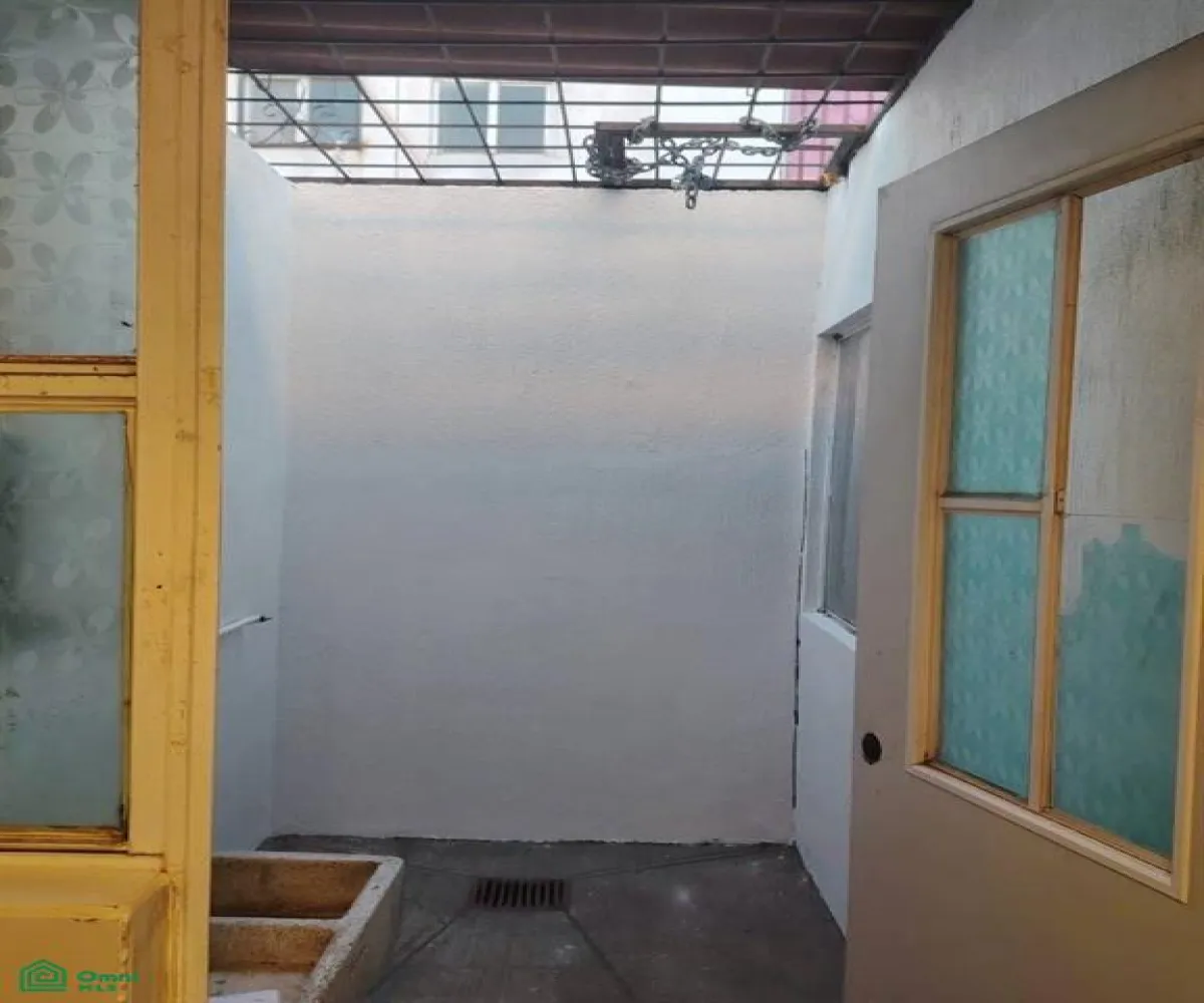 Casa En Venta,Villa Fontana,fuente del bronce 129, Tlaquepaque, Jalisco 45615, 2 Habitaciones,3 Baños,fuente del bronce,2,MX261065924