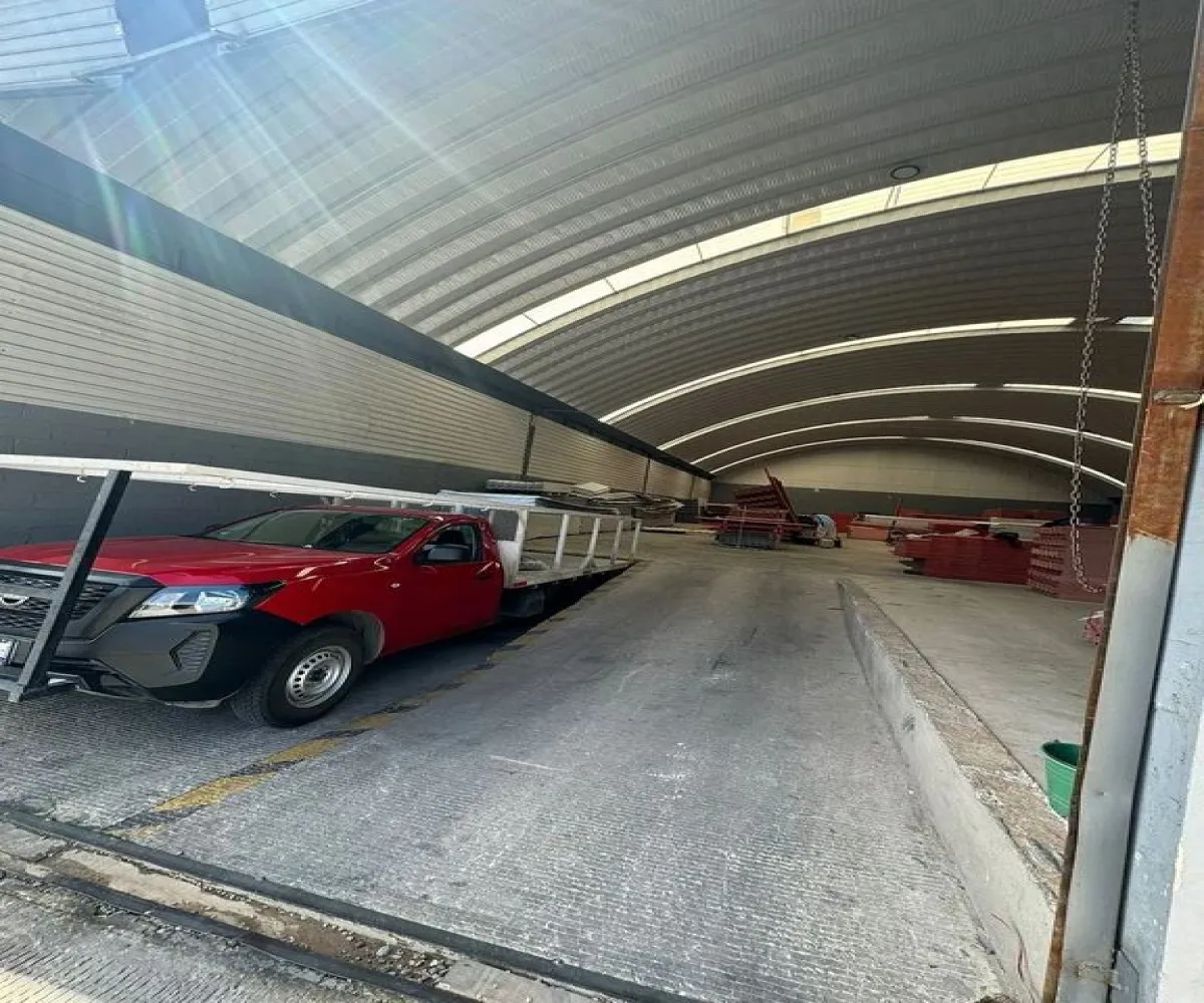 Bodega En Renta,Guadalupe Ejidal,Prolongación Gobernador Curiel 525, San Pedro Tlaquepaque, Jalisco 45599,Prolongación Gobernador Curiel,1,pePgVQ9