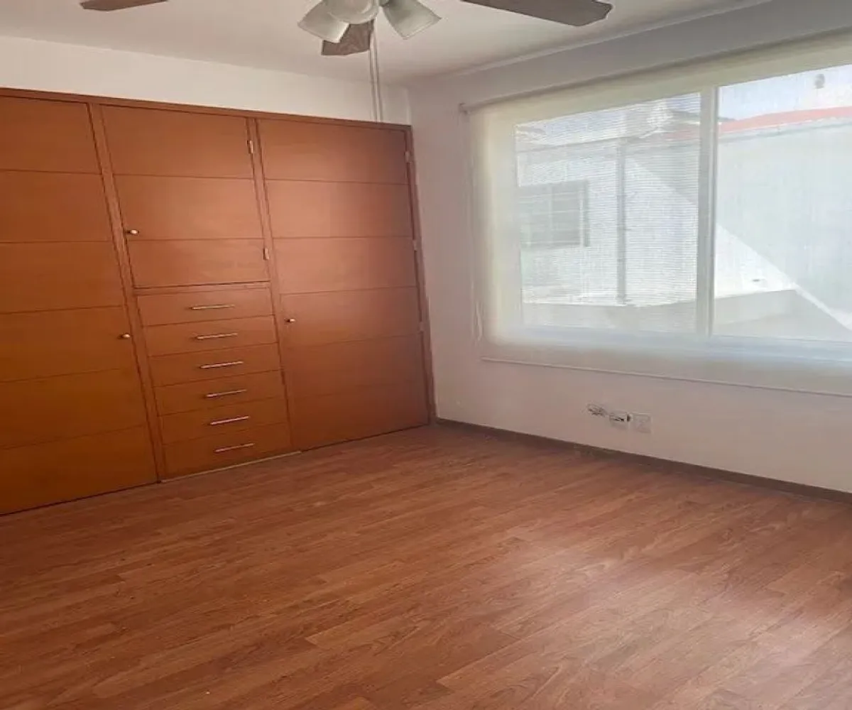 Casa En Renta,Jardín Real,Callejón Jardín de los Laureles Oeste 284, Zapopan, Jalisco 45136, 3 Habitaciones,3 Baños,Callejón Jardín de los Laureles Oeste,1,pmXpORa