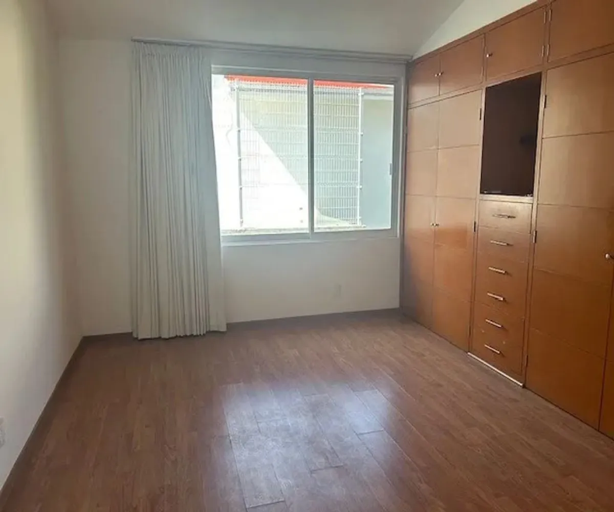 Casa En Renta,Jardín Real,Callejón Jardín de los Laureles Oeste 284, Zapopan, Jalisco 45136, 3 Habitaciones,3 Baños,Callejón Jardín de los Laureles Oeste,1,pmXpORa