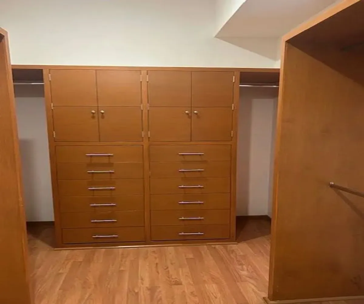 Casa En Renta,Jardín Real,Callejón Jardín de los Laureles Oeste 284, Zapopan, Jalisco 45136, 3 Habitaciones,3 Baños,Callejón Jardín de los Laureles Oeste,1,pmXpORa