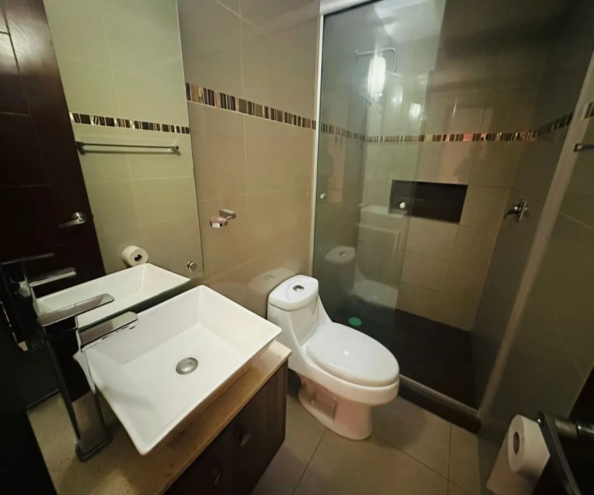 Casa En Venta,Insurgentes,Calle Francisco Huízar 697, Guadalajara, Jalisco 44820, 3 Habitaciones,2 Baños,Calle Francisco Huízar,2,paJkNNl