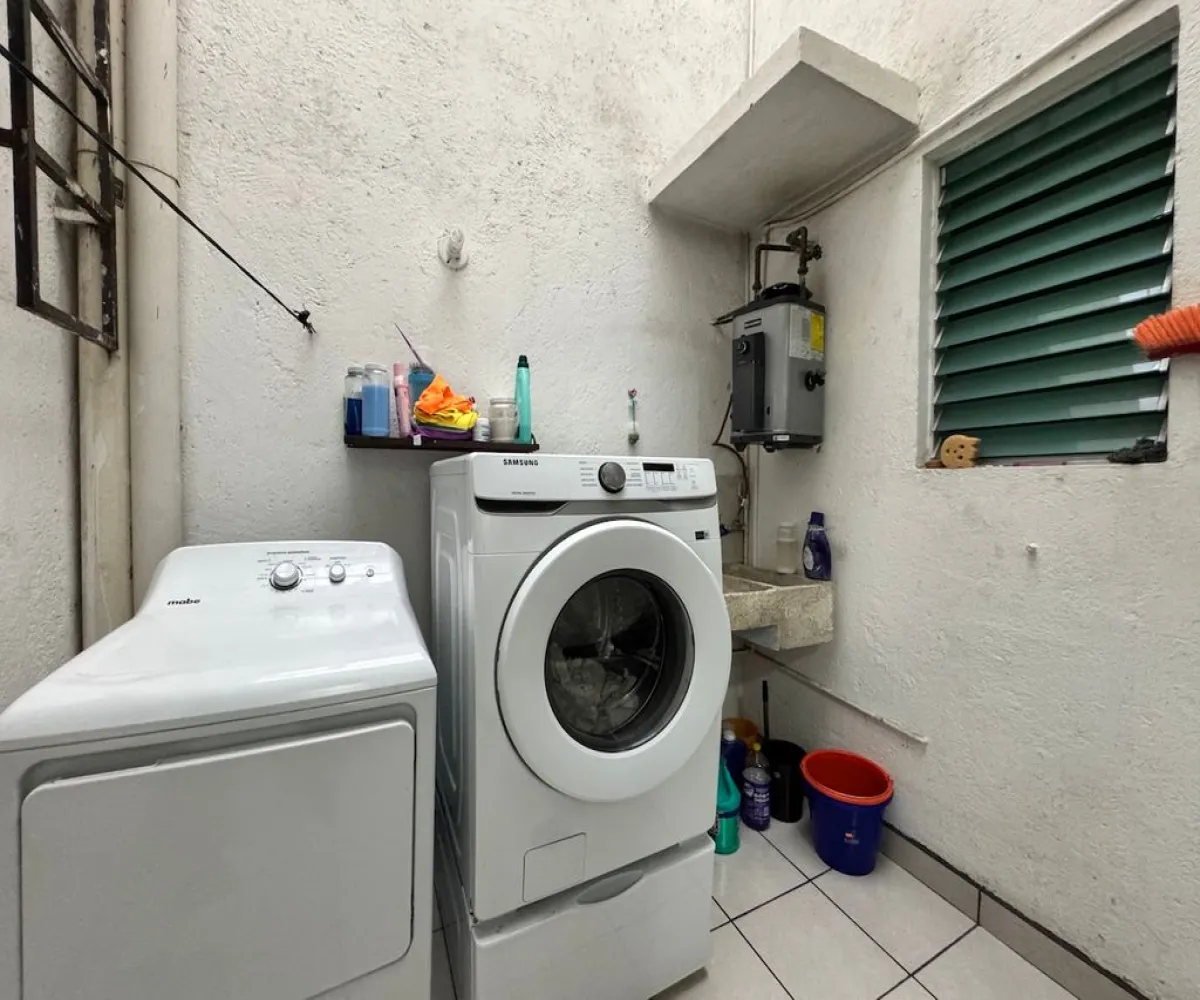 Casa En Venta,Francisco Villa,Paseo de La Noria 113, Zapopan, Jalisco 45130, 3 Habitaciones,3 Baños,Paseo de La Noria,2,pR4bVYt