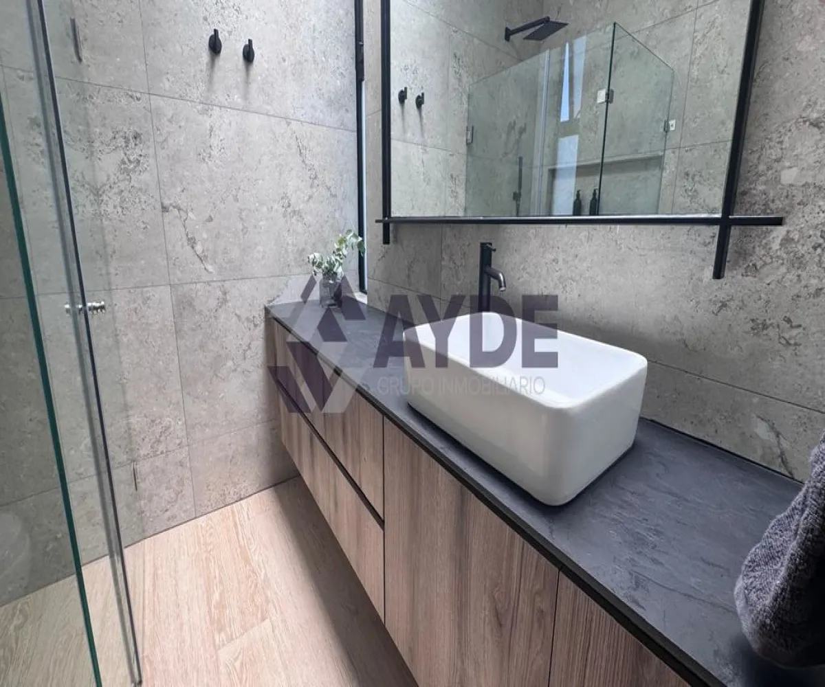 Casa En Venta,Avenida Arbolada Bosques de Santa Anita 245, Tlajomulco de Zúñiga, Jalisco 45645, 3 Habitaciones,2 Baños,Avenida Arbolada Bosques de Santa Anita,1,pO7nhJ3