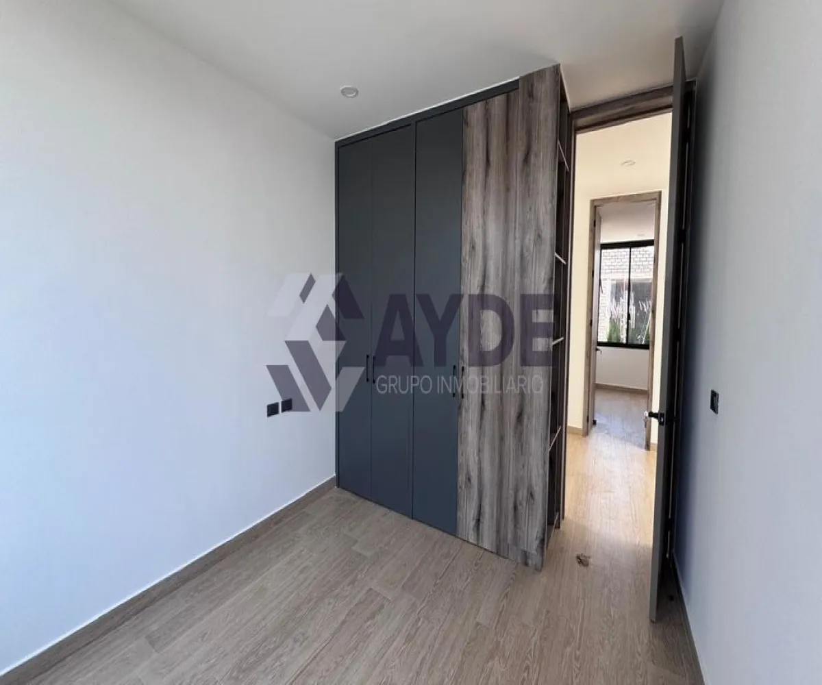 Casa En Venta,Avenida Arbolada Bosques de Santa Anita 245, Tlajomulco de Zúñiga, Jalisco 45645, 3 Habitaciones,2 Baños,Avenida Arbolada Bosques de Santa Anita,1,pO7nhJ3