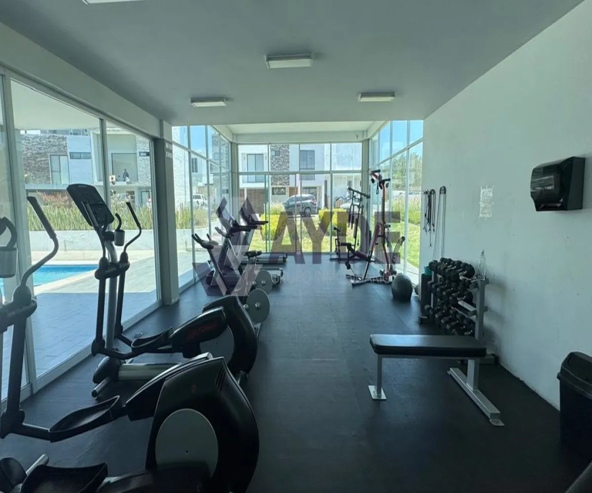 Casa En Venta,Avenida Arbolada Bosques de Santa Anita 245, Tlajomulco de Zúñiga, Jalisco 45645, 3 Habitaciones,2 Baños,Avenida Arbolada Bosques de Santa Anita,1,pO7nhJ3