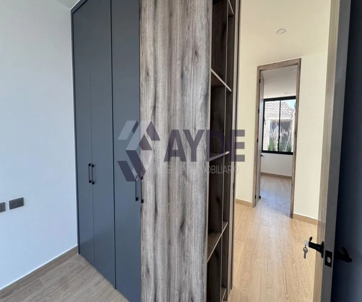 Casa En Venta,Avenida Arbolada Bosques de Santa Anita 245, Tlajomulco de Zúñiga, Jalisco 45645, 3 Habitaciones,2 Baños,Avenida Arbolada Bosques de Santa Anita,1,pO7nhJ3