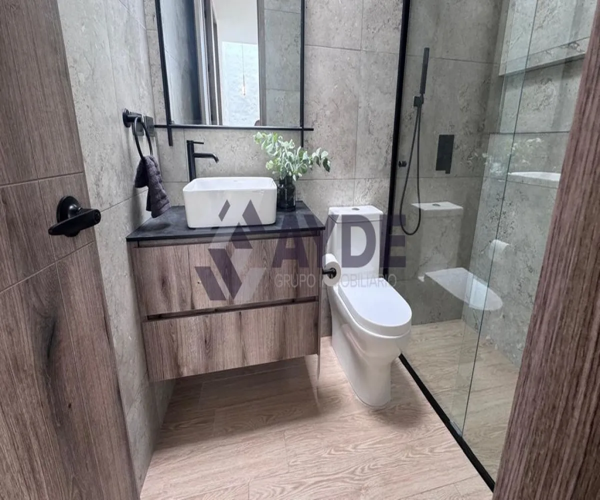 Casa En Venta,Avenida Arbolada Bosques de Santa Anita 245, Tlajomulco de Zúñiga, Jalisco 45645, 3 Habitaciones,2 Baños,Avenida Arbolada Bosques de Santa Anita,1,pO7nhJ3