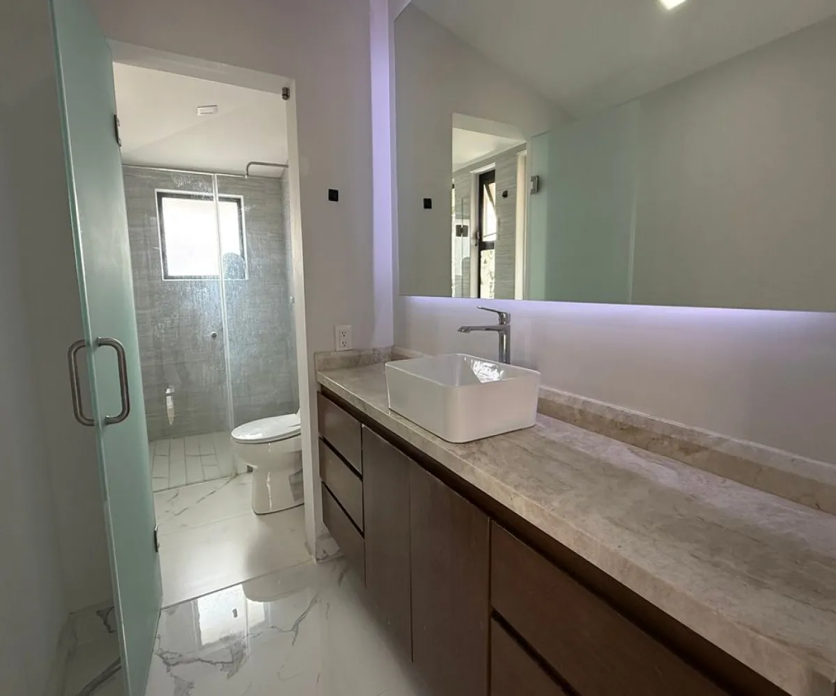 Casa En Venta,Virreyes,Paseo de los Virreyes 951 Coto 9, Zapopan, Jalisco 45110, 4 Habitaciones,5 Baños,Paseo de los Virreyes,2,pQz2DsM