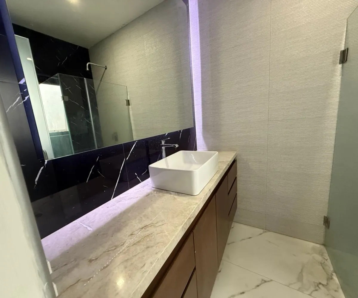 Casa En Venta,Virreyes,Paseo de los Virreyes 951 Coto 9, Zapopan, Jalisco 45110, 4 Habitaciones,5 Baños,Paseo de los Virreyes,2,pQz2DsM