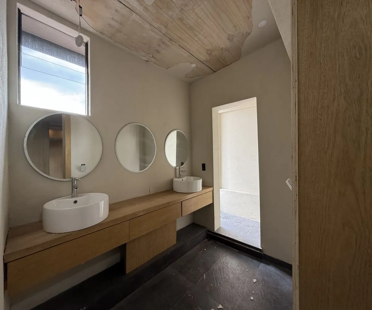 Casa En Venta,Chapalita de Occidente,Arquitectos Sur 1264, Zapopan, Jalisco 45054, 3 Habitaciones,3 Baños,Arquitectos Sur,2,pk3jRLs