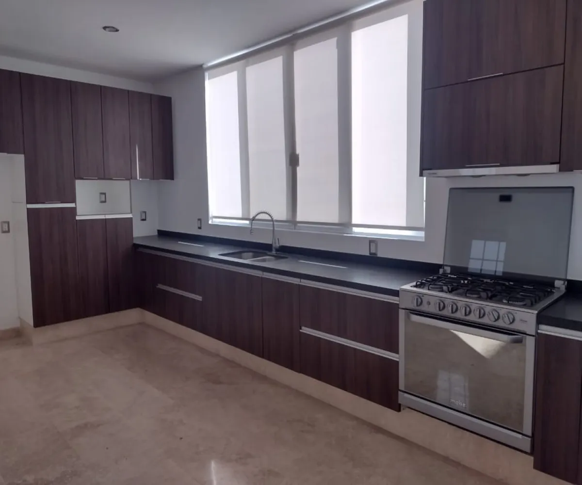 Casa En Renta,Avenida Universidad 2705 79, Zapopan, Jalisco 45110, 3 Habitaciones,4 Baños,Avenida Universidad,1,pq8fq96