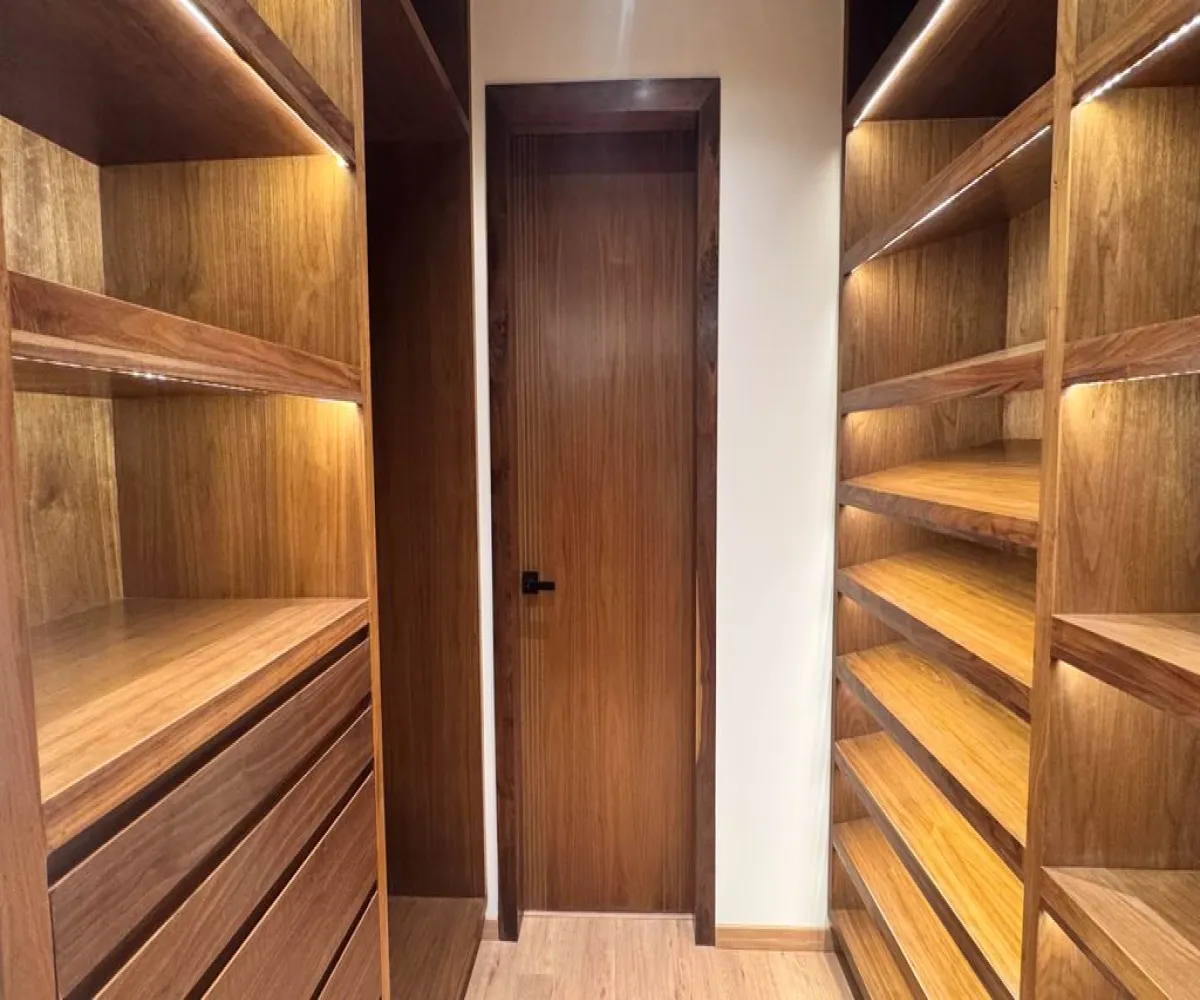 Casa En Venta,naciones unidas ,Avenida Universidad 2662 53, Zapopan, Jalisco 44265, 4 Habitaciones,6 Baños,Avenida Universidad,2,pRyLH5n