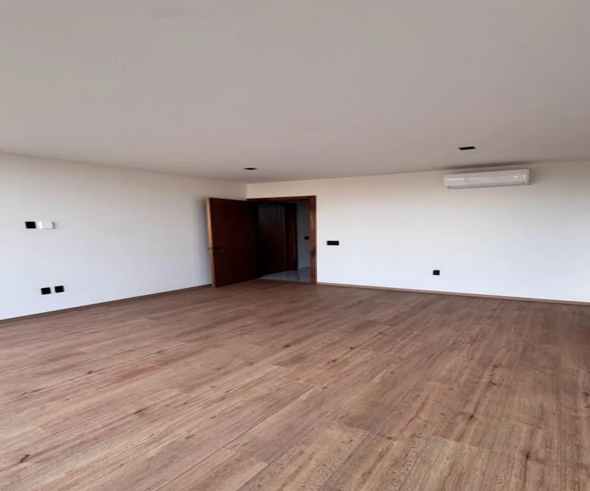 Casa En Venta,naciones unidas ,Avenida Universidad 2662 53, Zapopan, Jalisco 44265, 4 Habitaciones,6 Baños,Avenida Universidad,2,pRyLH5n