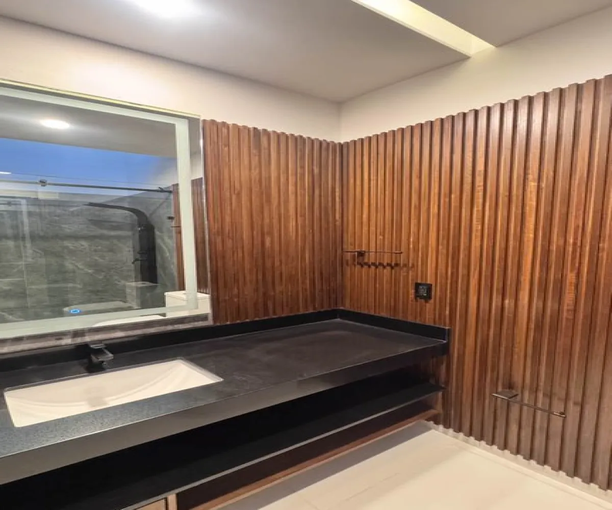 Casa En Venta,naciones unidas ,Avenida Universidad 2662 53, Zapopan, Jalisco 44265, 4 Habitaciones,6 Baños,Avenida Universidad,2,pRyLH5n