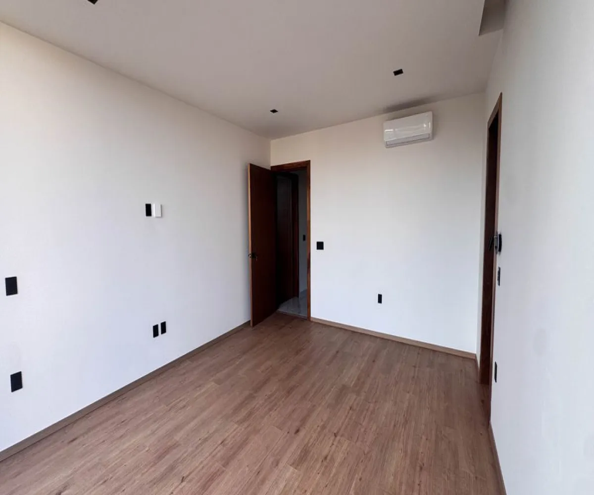 Casa En Venta,naciones unidas ,Avenida Universidad 2662 53, Zapopan, Jalisco 44265, 4 Habitaciones,6 Baños,Avenida Universidad,2,pRyLH5n