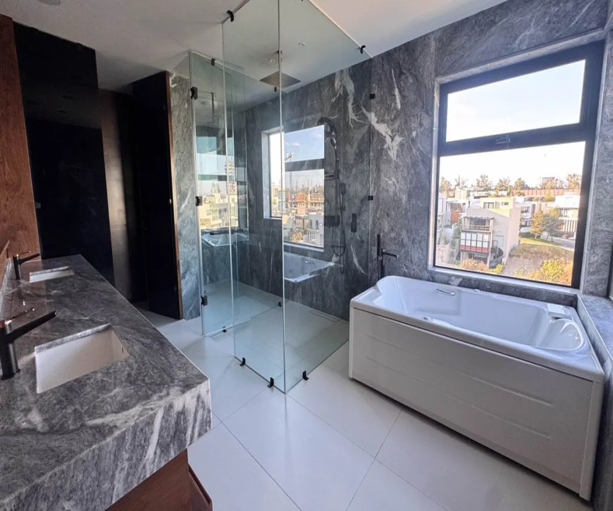 Casa En Venta,naciones unidas ,Avenida Universidad 2662 53, Zapopan, Jalisco 44265, 4 Habitaciones,6 Baños,Avenida Universidad,2,pRyLH5n