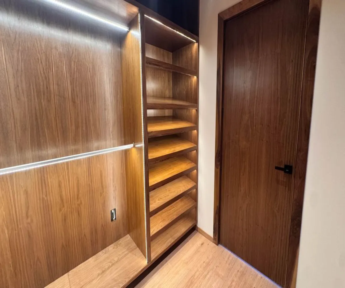 Casa En Venta,naciones unidas ,Avenida Universidad 2662 53, Zapopan, Jalisco 44265, 4 Habitaciones,6 Baños,Avenida Universidad,2,pRyLH5n