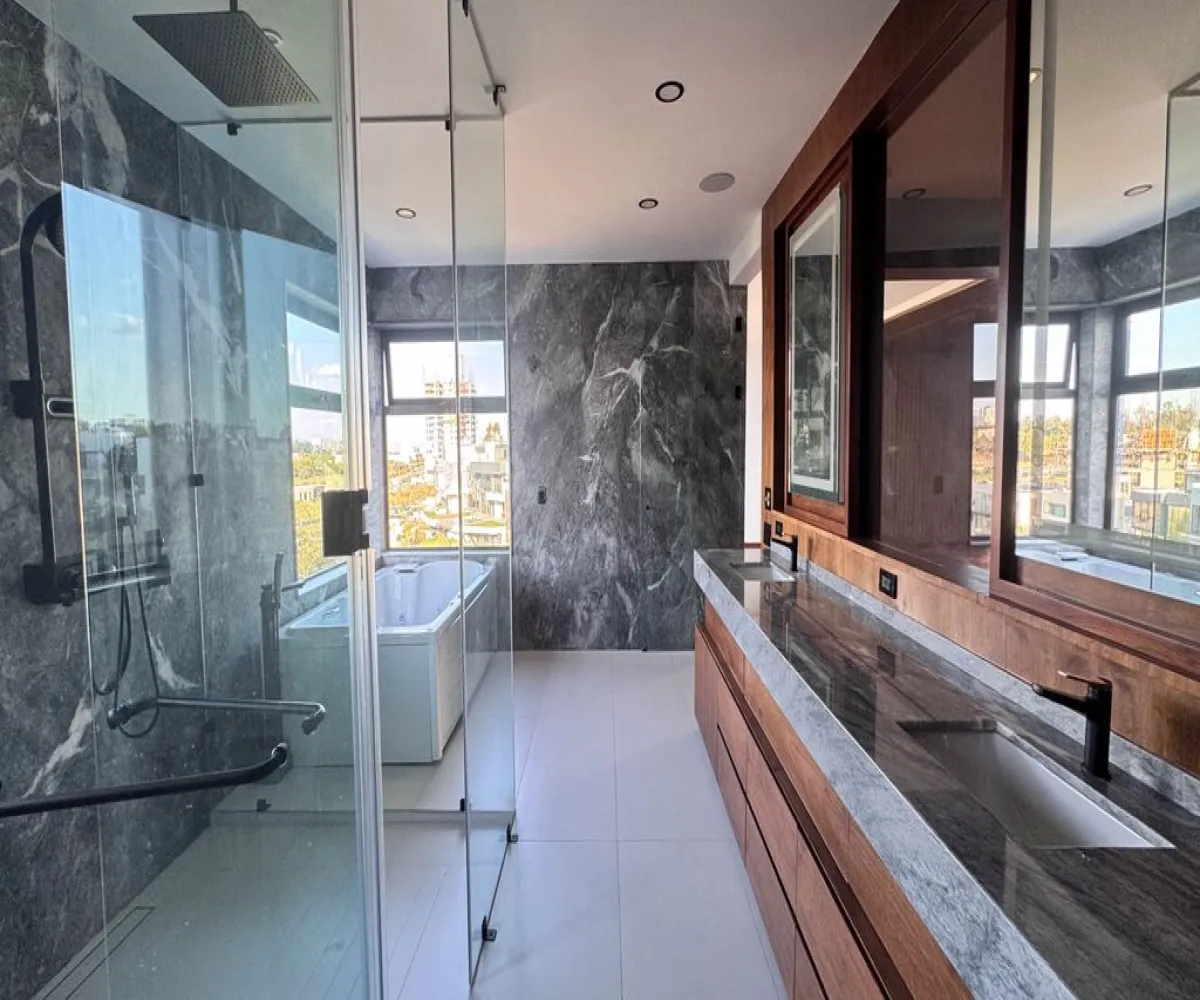 Casa En Venta,naciones unidas ,Avenida Universidad 2662 53, Zapopan, Jalisco 44265, 4 Habitaciones,6 Baños,Avenida Universidad,2,pRyLH5n