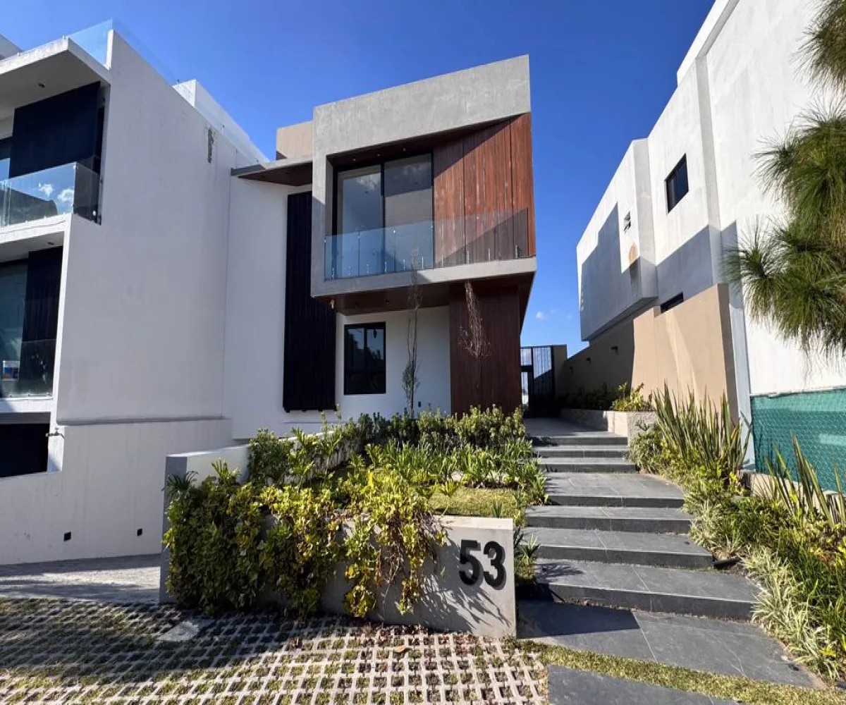 Casa En Venta,naciones unidas ,Avenida Universidad 2662 53, Zapopan, Jalisco 44265, 4 Habitaciones,6 Baños,Avenida Universidad,2,pRyLH5n