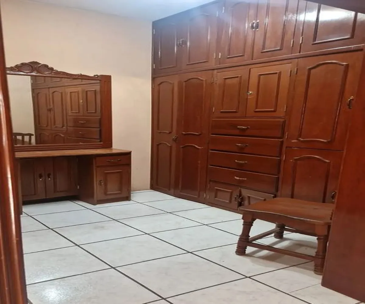 Casa En Venta,Centro,Allende 11, La Barca, Jalisco 47910, 4 Habitaciones,4 Baños,Allende,2,prXg6dt