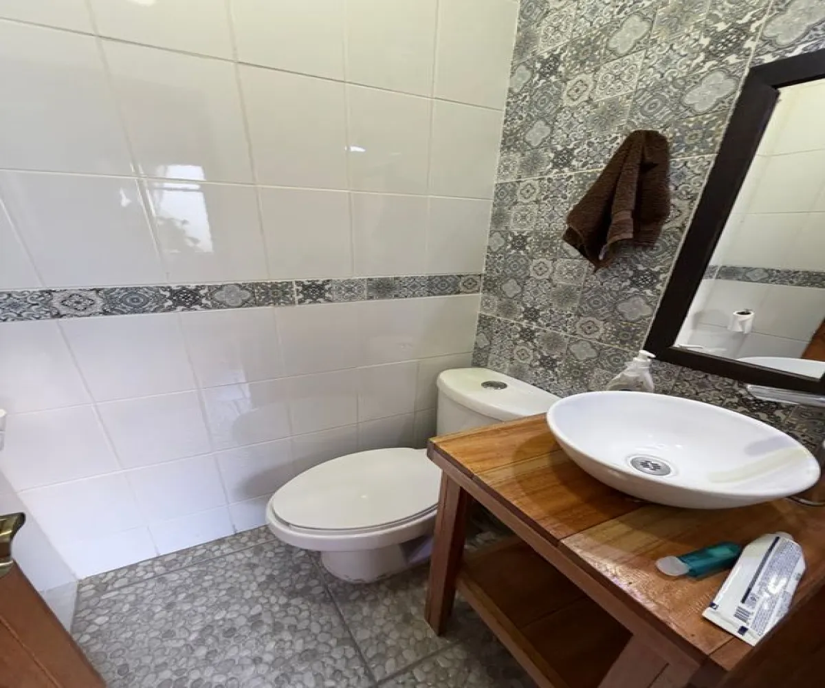 Casa En Venta,Chapalita,Becerra y Tanco 248, Guadalajara, Jalisco 44500, 7 Habitaciones,7 Baños,Becerra y Tanco,2,p1K9r5I