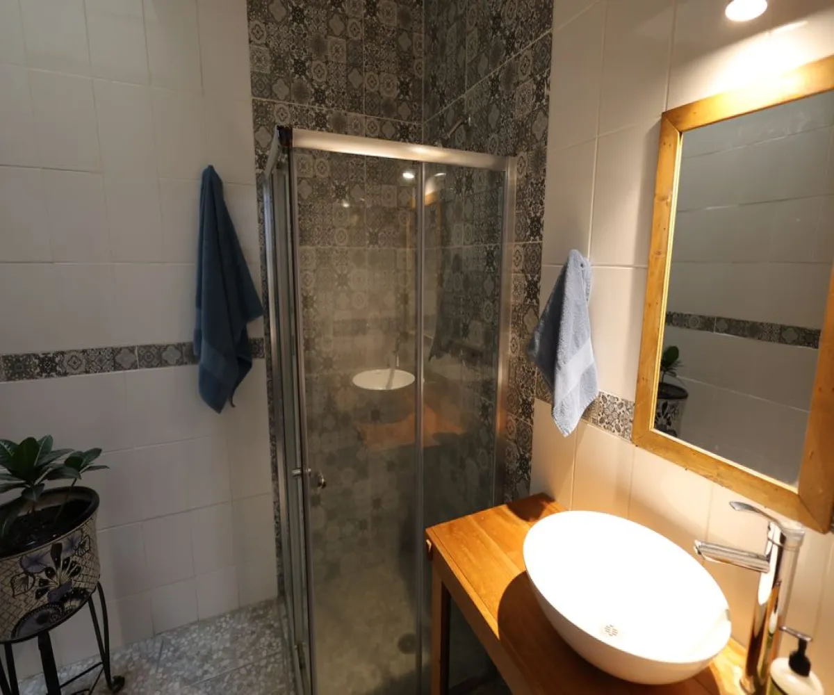 Casa En Venta,Chapalita,Becerra y Tanco 248, Guadalajara, Jalisco 44500, 7 Habitaciones,7 Baños,Becerra y Tanco,2,p1K9r5I